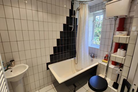 1 bedroom flat to rent, Burns House, N16 8TX