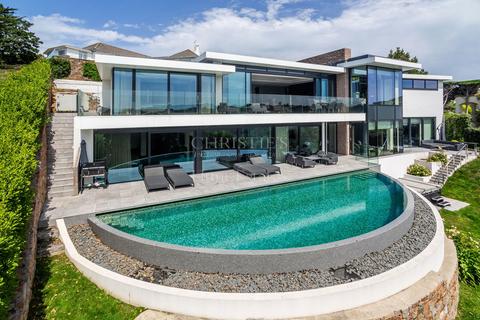 4 bedroom detached house for sale, Clos Du Roche