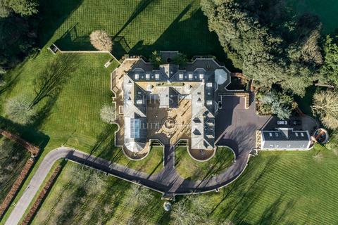 8 bedroom detached house for sale, Les Silleries