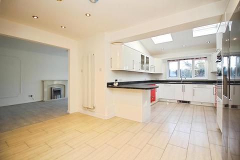 4 bedroom detached house for sale, Barry Drive, Kirby Muxloe, LE9