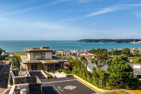 5 bedroom detached house for sale, Villa Cambray