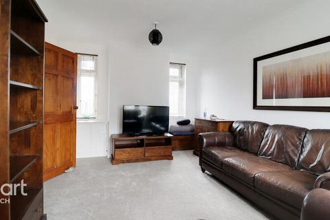 2 bedroom apartment to rent, Regina Road, NORWICH
