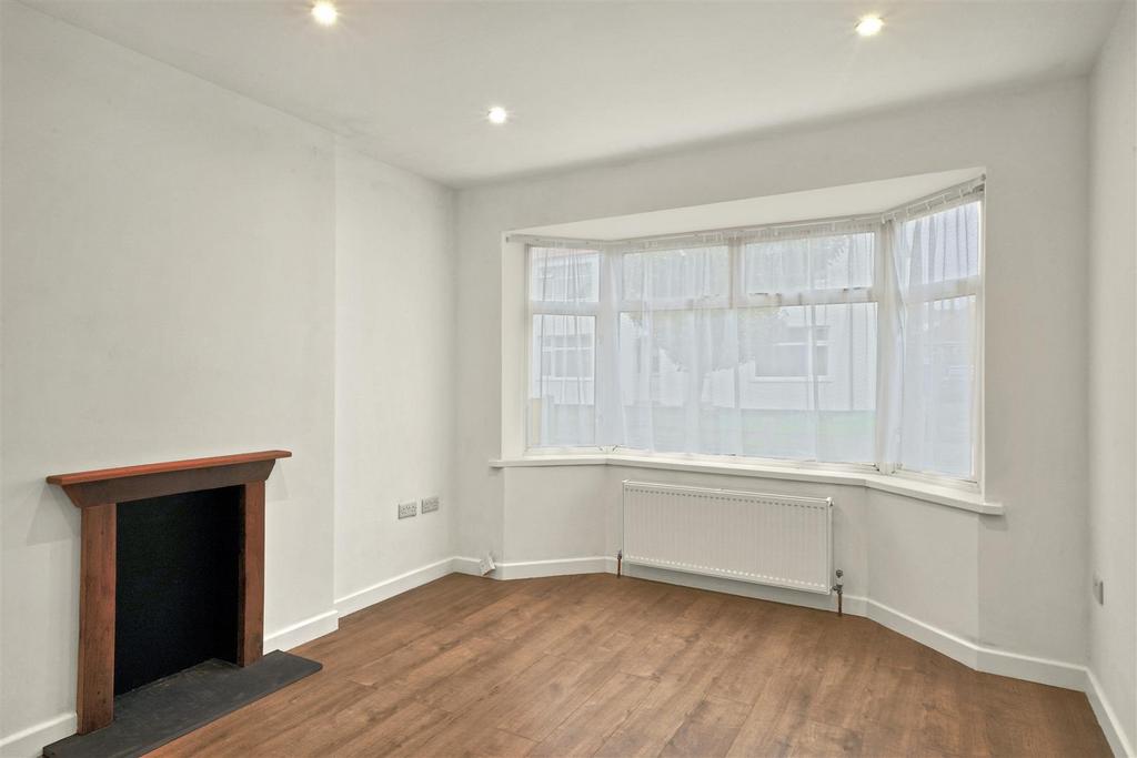102 Rugby Avenue - PYwm Z2 L29w Pg Hk Ya Q3r4.jpg
