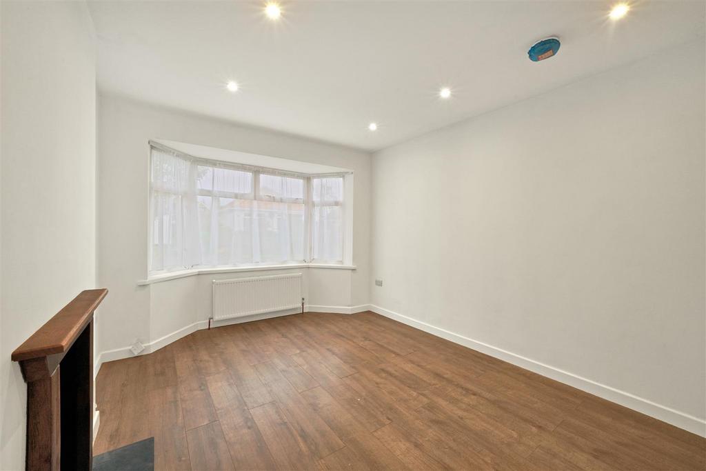 102 Rugby Avenue - g CU1dp Azy TEIPAMp T3 Ld.jpg