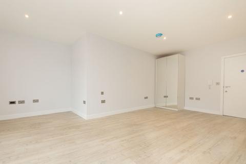 Studio to rent, Studio 2, 49A High Street, Long Eaton, NG10