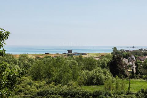 3 bedroom detached house for sale, Les Jardins Des Cures