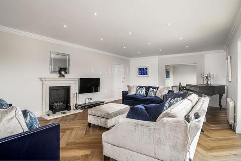 6 bedroom detached house for sale, Thornwood