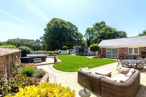 4 bedroom detached bungalow for sale, Thalea