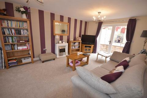 3 bedroom detached house to rent, Froghall Road, Ipstones