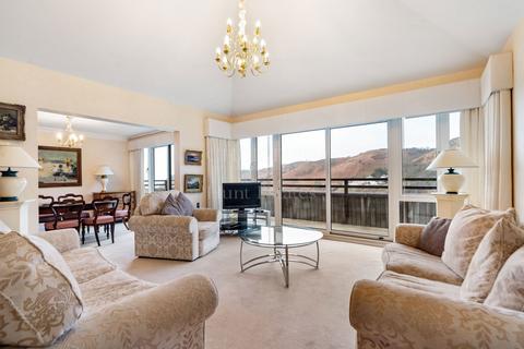 3 bedroom penthouse for sale, Flat 20 La Falaise De Fremont