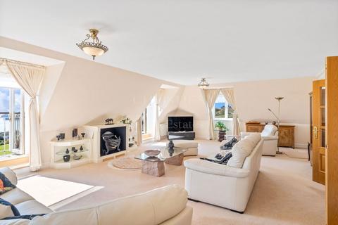 2 bedroom flat for sale, Apt 18 La Rocquaise
