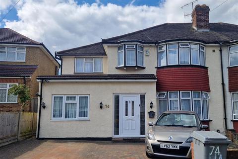 undefined, DOUBLE ROOM IN SHARED HOUSE