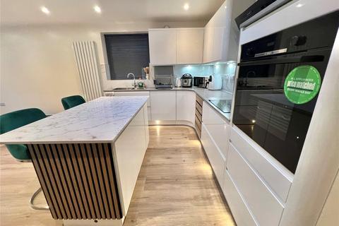 undefined, Whittington Road, London, N22