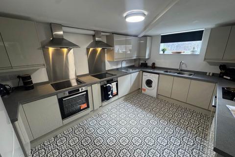undefined, Cambrian Terrace, Leeds LS11