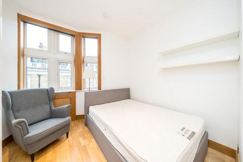Studio to rent, Glendower Place, London SW7