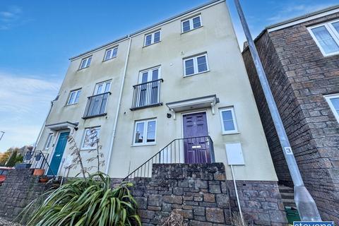 4 bedroom semi-detached house to rent, Wadlands Meadow, Okehampton, Devon, EX20