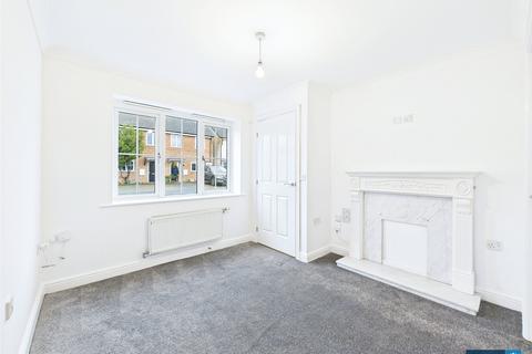 2 bedroom semi-detached house to rent, North Street, Doncaster, South Yorkshire, DN4