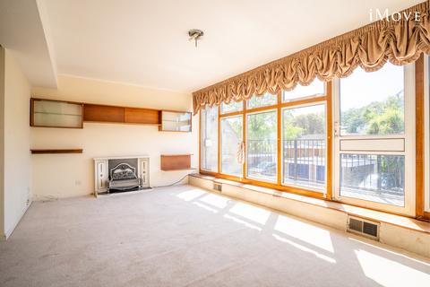 3 bedroom terraced house for sale, Giles Coppice, London SE19