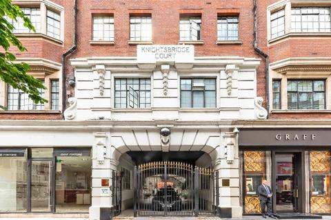 2 bedroom apartment for sale, Sloane Street, SW1X