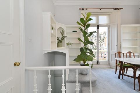 2 bedroom apartment to rent, Gloucester Street, SW1V