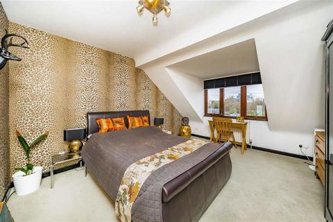 undefined, Sceptre Road, London E2