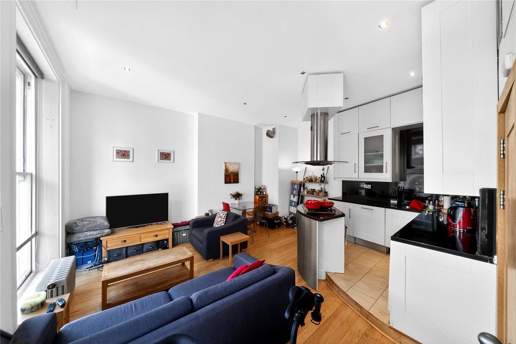 Reception/Kitchen