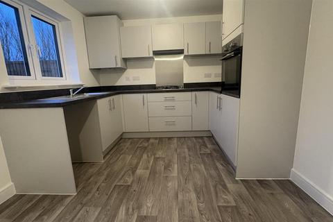 3 bedroom property to rent, Moxon Road, Coventry