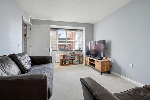 4 bedroom detached house for sale, Silvo Road, Norwich NR8