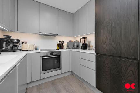 3 bedroom flat for sale, Ruckholt Road, London E10