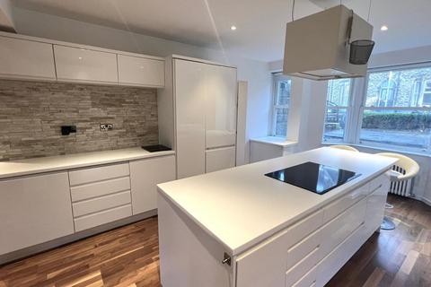 undefined, Tivoli Place, Ilkley, West Yorkshire, UK, LS29
