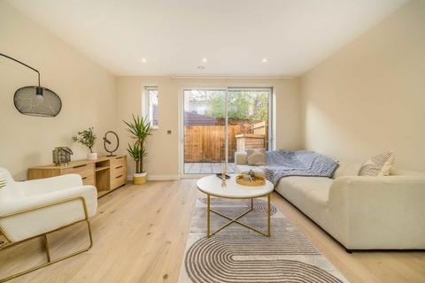undefined, Warwick Road, London W5