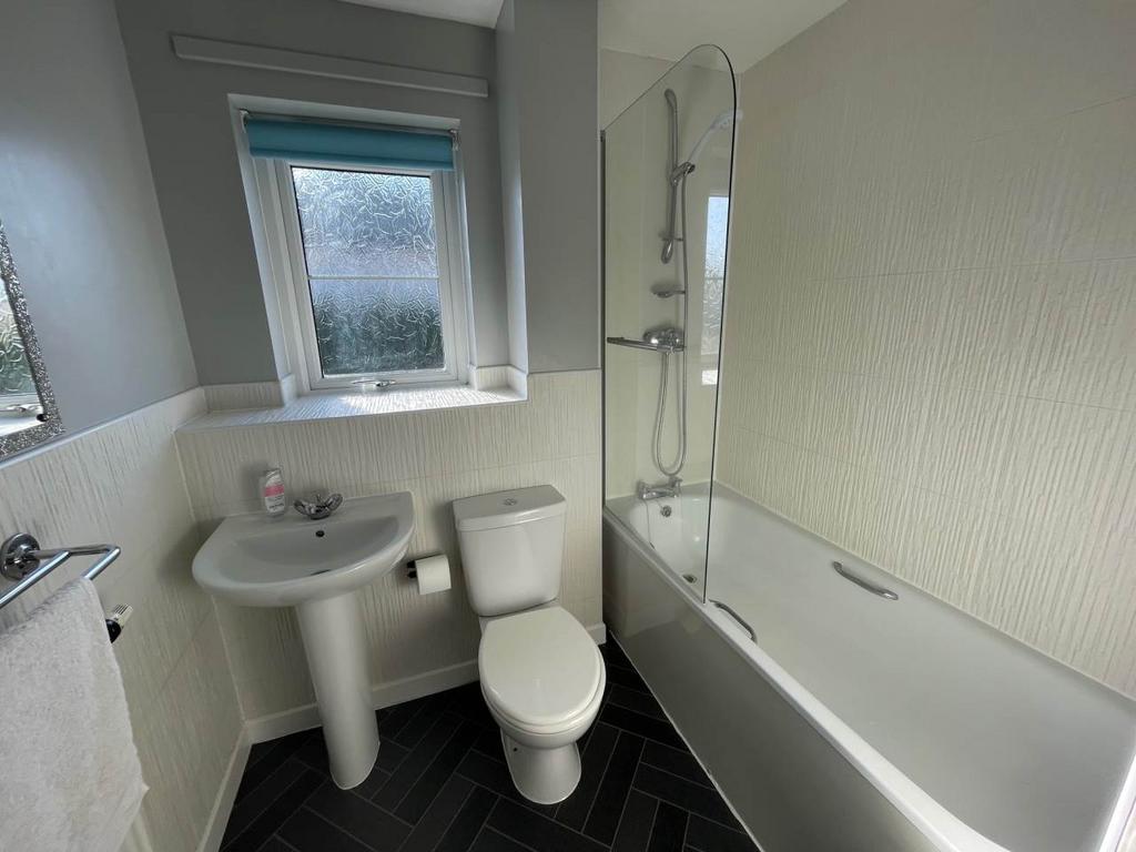 Kenmare 118 bathroom