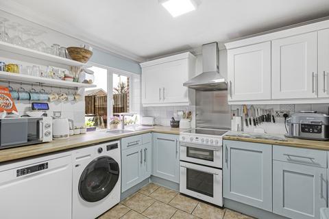 3 bedroom semi-detached house for sale, Evenlode Close, Wantage, OX12