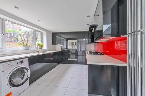 3 bedroom flat for sale, Portland Rise, Finsbury Park, London, N4