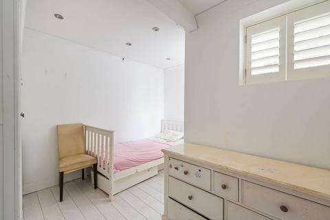undefined, Portland Rise, Finsbury Park, London, N4