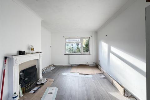 3 bedroom terraced house to rent, Rectory Wood, Harlow