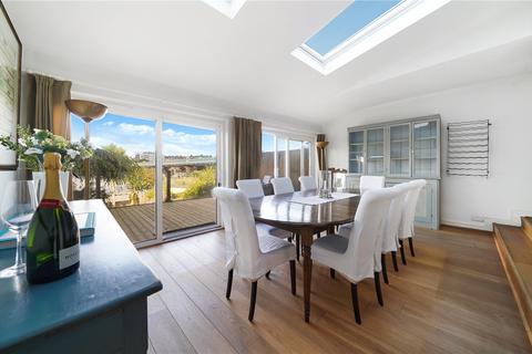 2 bedroom maisonette for sale, Deodar Road, London, SW15