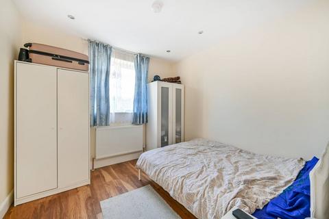 2 bedroom end of terrace house for sale, Whitebridge Close, Hounslow, Feltham, TW14