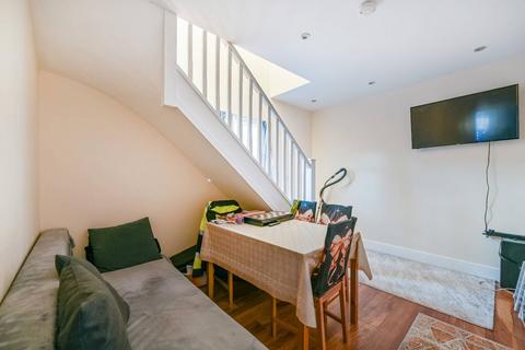 undefined, Whitebridge Close, Hounslow, Feltham, TW14