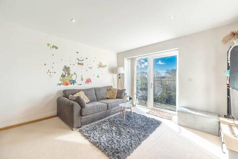 1 bedroom flat for sale, Stanmore Place, Stanmore, HA7