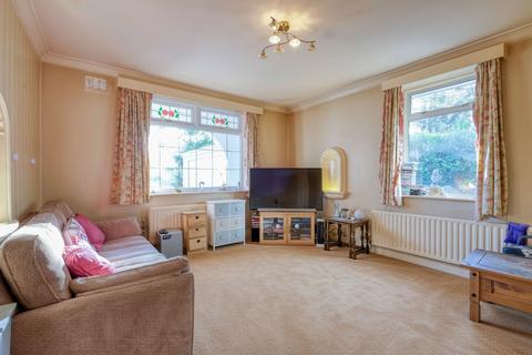 4 bedroom detached house for sale, Dickens Heath Road, Shirley, B90