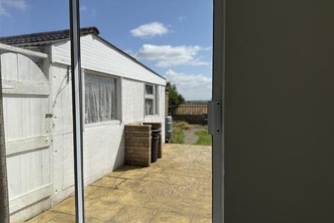 2 bedroom bungalow to rent, Ellerker Rise, Willerby