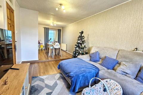 3 bedroom townhouse for sale, Knightsbridge Road, Glen Parva, Leicester