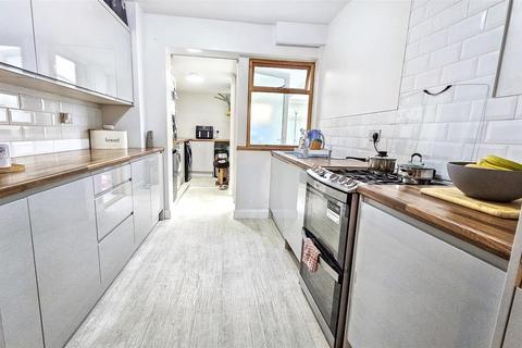 3 bedroom townhouse for sale, Knightsbridge Road, Glen Parva, Leicester