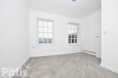 undefined, High Street Newport PO30
