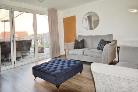 3 bedroom detached house for sale, Cranleigh Road, Mastin Moor S43