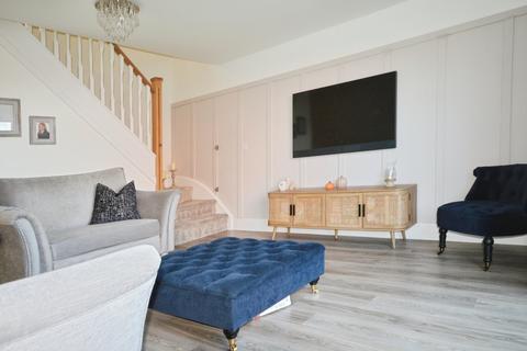 3 bedroom detached house for sale, Cranleigh Road, Mastin Moor S43