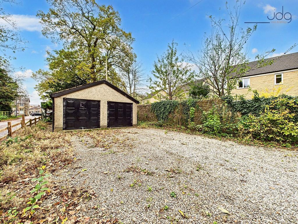 Double Garage