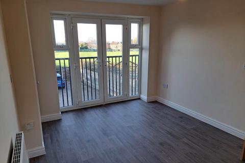 2 bedroom apartment to rent, Two Trees Lane, Denton