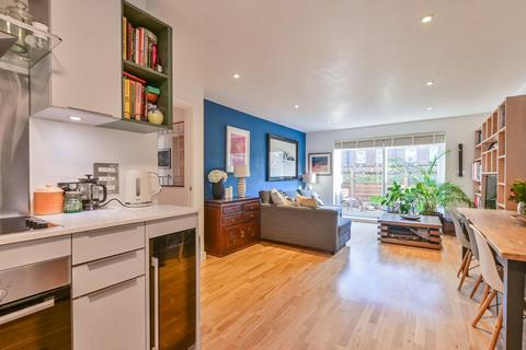 undefined, Defoe Road, N16, Stoke Newington, London, N16